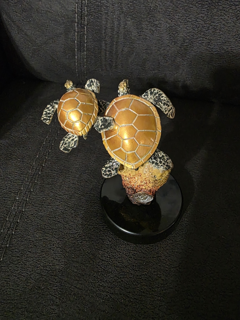 Gallery Metallic Gold Turtle Duo Sculpture